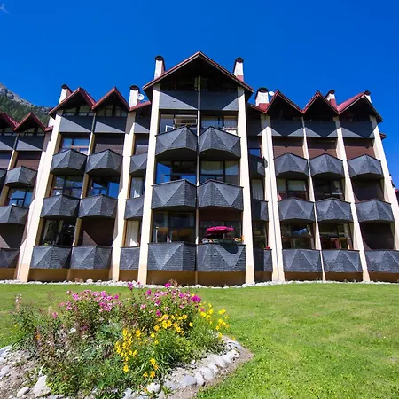 Grand Roc A218 From Slopes 150m, View & Parking - Happy * Chamonix