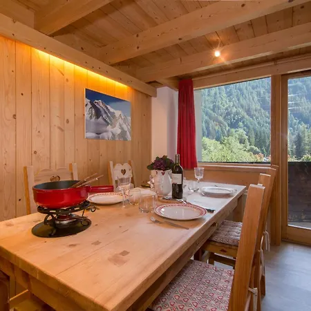 Grand Roc - Ancolies 218 - Happy * Chamonix